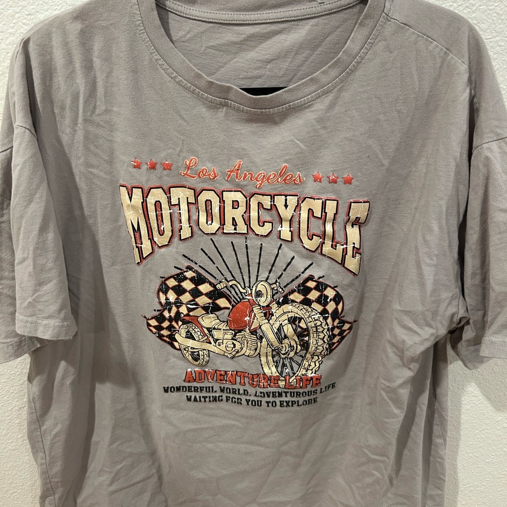 Gray Short Sleeve Tee with Vintage Motorcycle Graphic